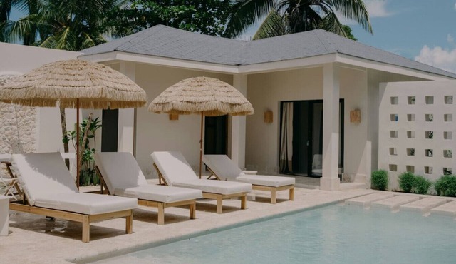 Luxury 7BR Compound | Pool, 2 Jacuzzis, Pickleball