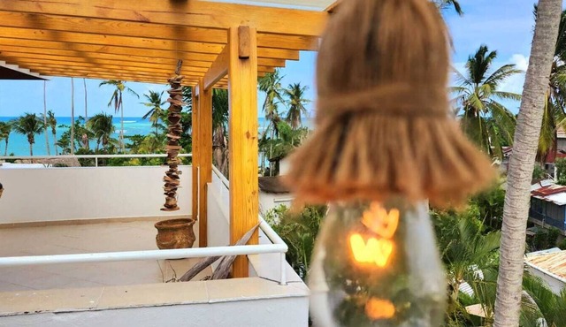 Luxury apartment/3 BED A/C - 3 BATH/Pool/80 m beach-restaurants/Wifi