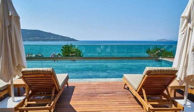 Luxury Chic