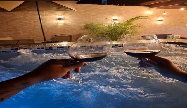 Luxury Penthouse/private Jacuzzi/BBQ Terraza Bar in Santo Domingo Este
