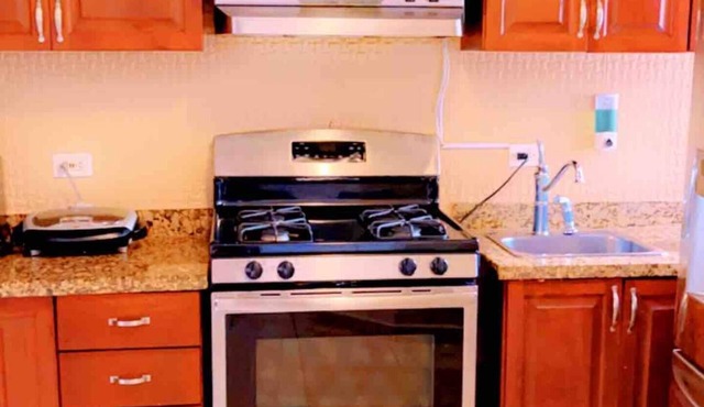 Modern Apartment A/C - WIFI in Touristic Location