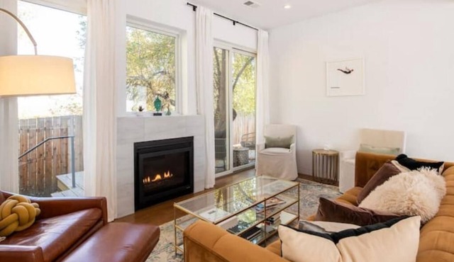 Modern Downtown Boulder Home, Rooftop Deck & Flatiron Views in Boulder
