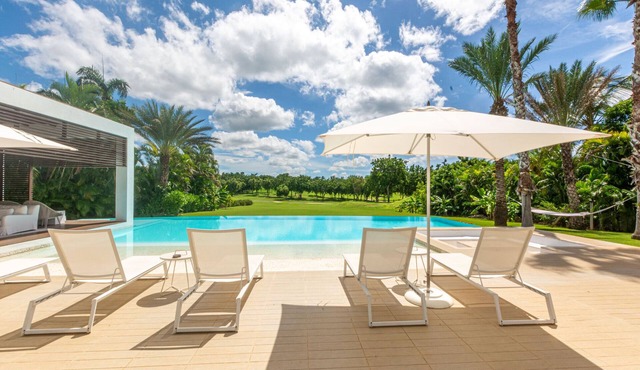 Modern Villa with spectacular Golf Views inside the famous Casa de Campo resort