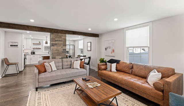Mont G | 30 + Day Rental | Walk Downtown in Charlottesville