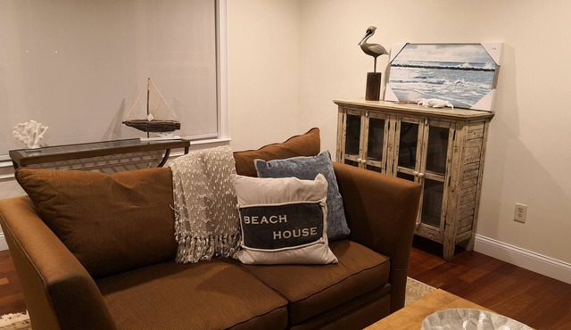 New construction! Craigville Beach, Main St, Playground, Ice cream/restaurants! in Barnstable