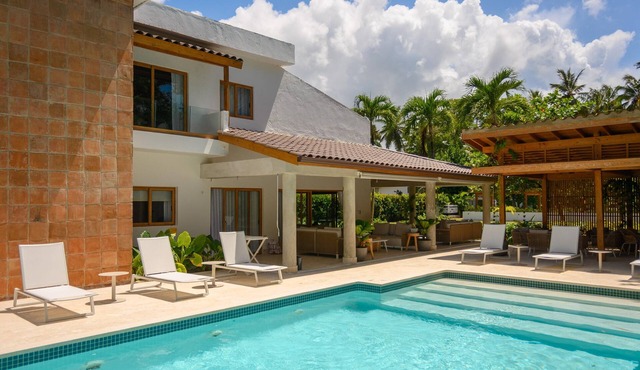 New!Gorgeous Portillo Beach Villa w/pool & staff