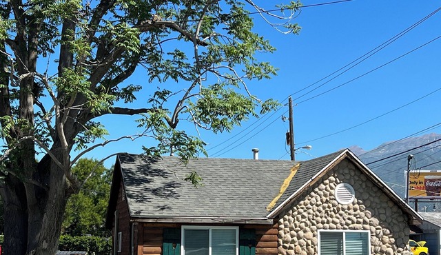 New remodeled Cabin in Orem, close to UVU, BYU, I-15, Sundance, Marriott Center in Orem