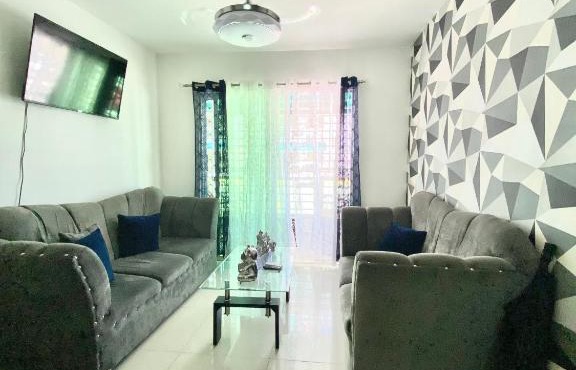 Ocean wave ground floor