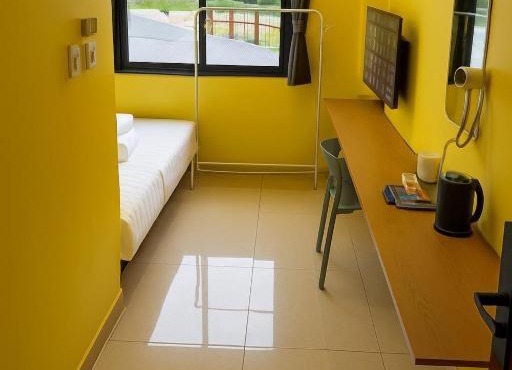 Pasay Comfort Stay ,Private Building Near PITX, EasyAccess to Airport