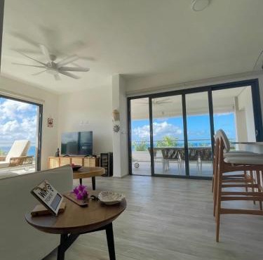Penthouse In Tracadero Oceanfront Infinity Pool