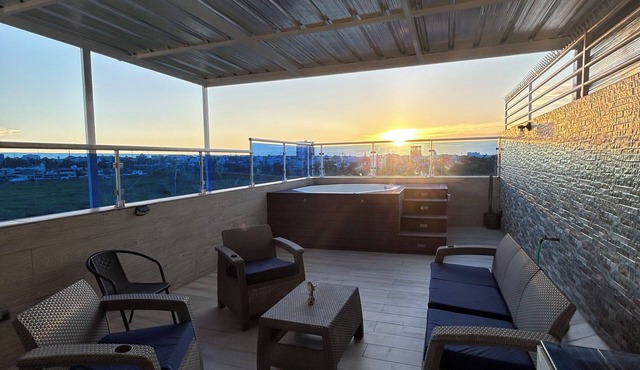Penthouse with Private Jacuzzi and Big Terrace