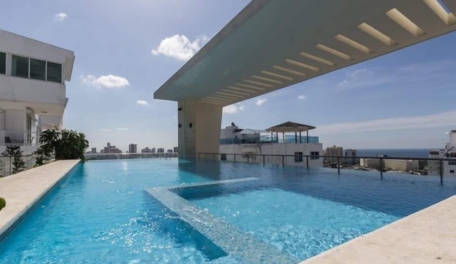Perfect Apartment Downtown Gym Pool Wifi