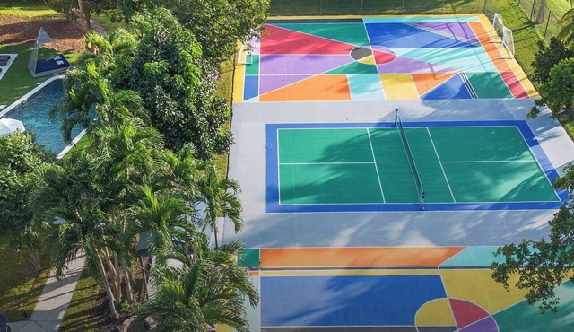 Platinum Villa | Karaoke Pickleball BKB Soccer in Davie