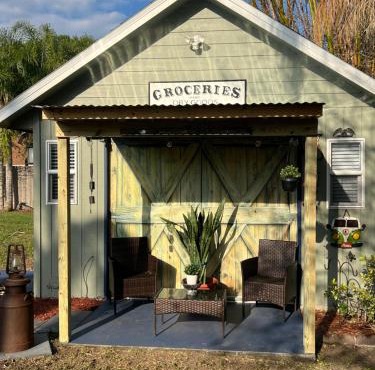 Private Cottage Oasis Self Check In Near Theme Parks, Lake Nona & Orlando in Saint Cloud