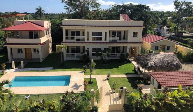Quiet Guest-Friendly 1BD Condo in central Sosua, pool/internet/cable TV