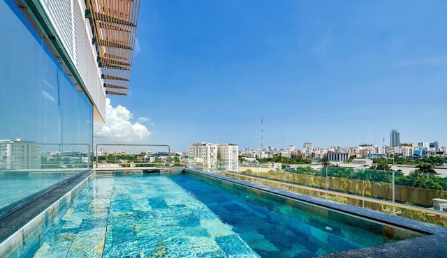 ®2BR{The~City~Center}@DTown +Pool+Gym NearCecilip