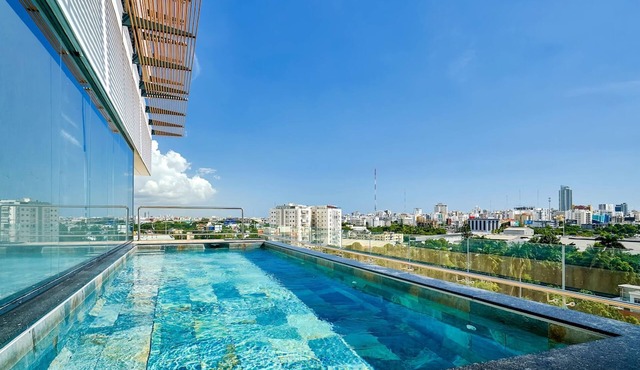 ®2BR{The~City~Center}@DTown +Pool+Gym NearCecilip