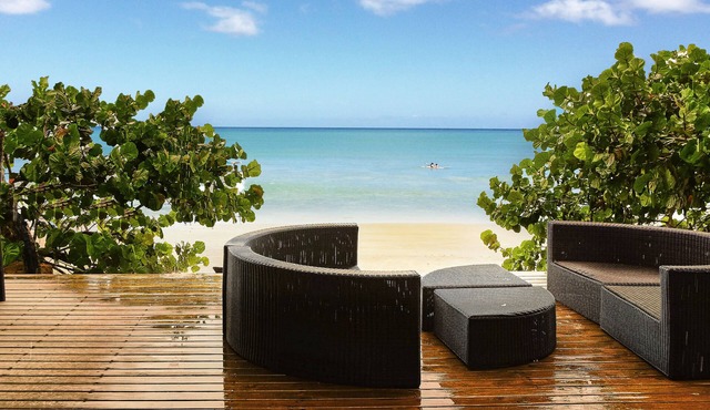 *Relax in paradise *