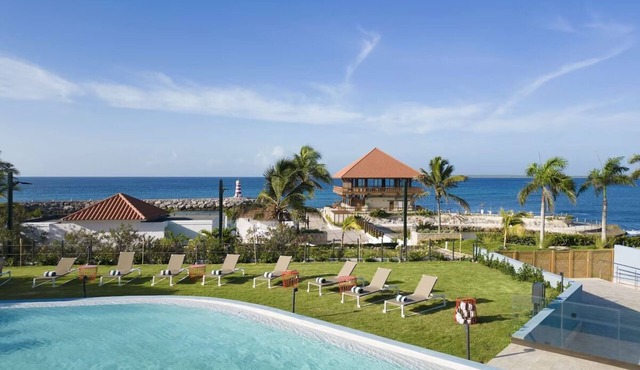 Relaxing Stay Just Steps from Beautiful Caleta Beach – Relax in a Prime Location