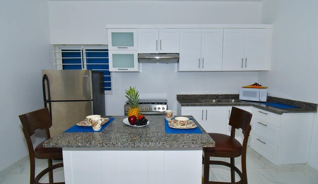 Rosil Place, Exotic Beach Apt #1 with Full Kitchen