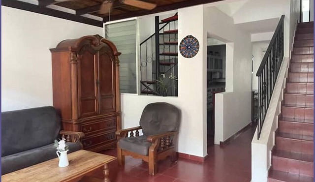 Santa Barbara's Santo Domingo's cozy home