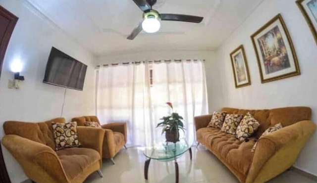 Santo Domingo Norte, 3 bedrooms apt with wifi close to all fun, Villa Mella.