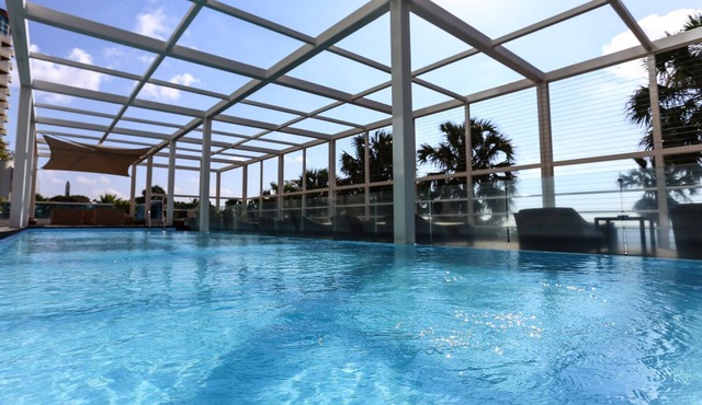 Seafront Luxury Tower Veiramar