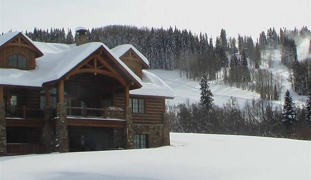 SKI IN & SKI OUT- 5 bedrooms in Prospect Development-SKI TO GOLD LINK LIFT in Crested Butte