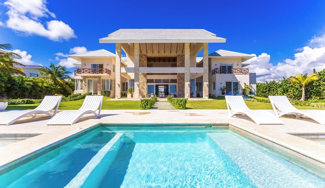 Sky-to-Sea 6BR Oceanfront Villa - Pool, Full Staff & Golf Cart in Cap Cana