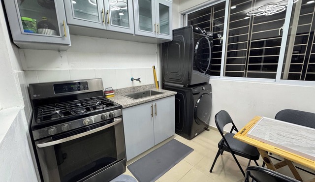 Spacious 3-bedroom apartment with AC, WiFi in charming La Vega