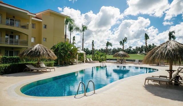 Special offer for amazing apartment in Bavaro with the Wi-Fi, pool and security.