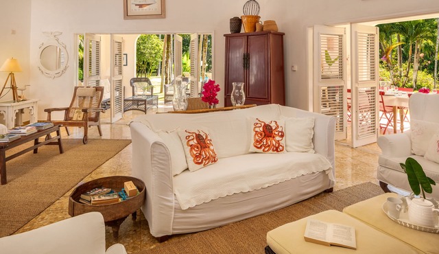 Stylish 5BR family villa, in oceanfront world-class gated community