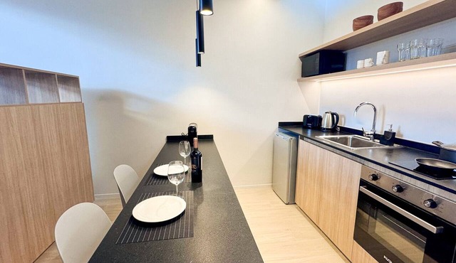 Suite Patagonia Studio · Brand-new boutique apartment with mountain views and a balcony | Ski in winter; trekking, fishing, and kayak in summer in San Martin de los Andes