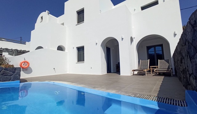Suite Private Pool Arethousa in Vothonas