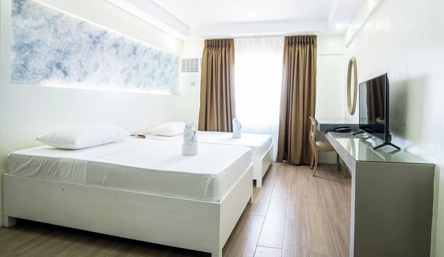The Garden Galleries Boutique Hotel
