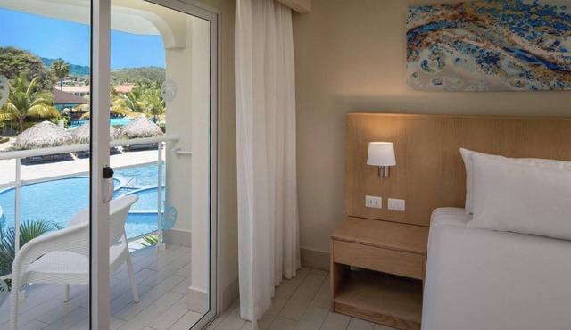 The Tropical Suites at Lifestyle Resorts