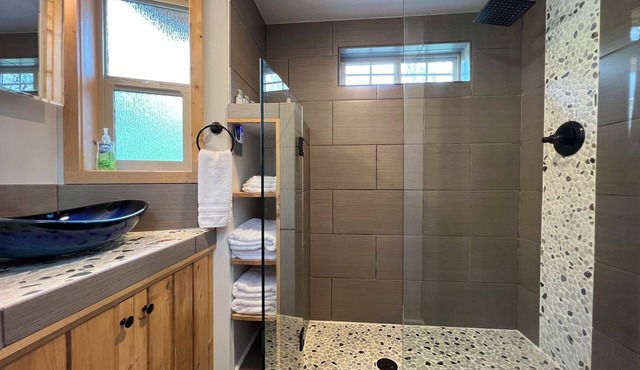 Tiny Home in Umpqua National Forest in Idleyld Park