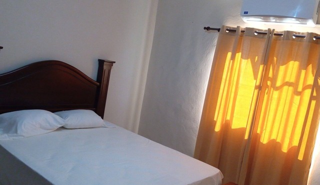 Two Queen Size/AC/Hot Water/Wifi