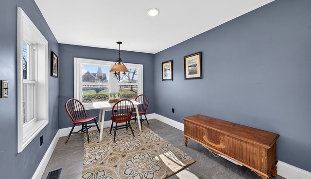 Unique 3-bed, 4-bath Home in Charming Clarksville MO in Clarksville