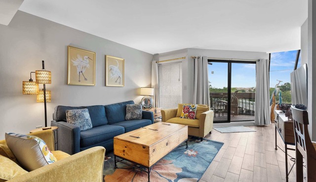 Unique Lagoon-View Condo with Balcony & Spiral Staircase in Hilton Head