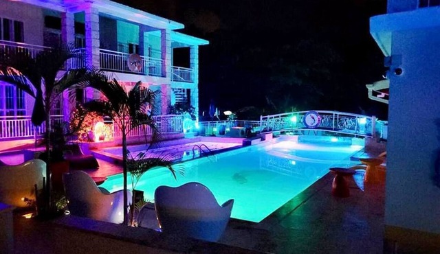 Unwind in Sumptuous 11BR/11BA Villa with Adult Play Zones, Pool, Gym!