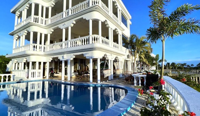 Villa #2 Luxury 3 Bedroom, 3 Bath at Casablanca