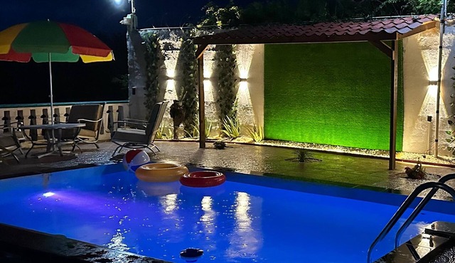 Villa Frente al mar con Piscina