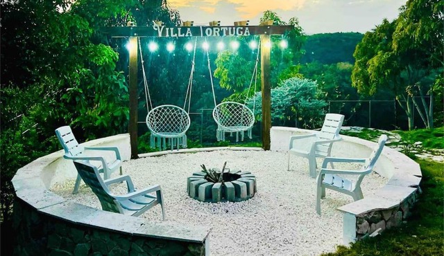 Villa moderna con buenas vistas