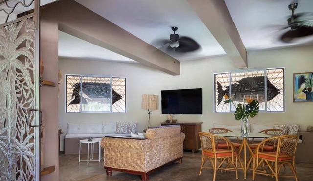 Villa Sea View, 12 Pax 2 Min from the beach