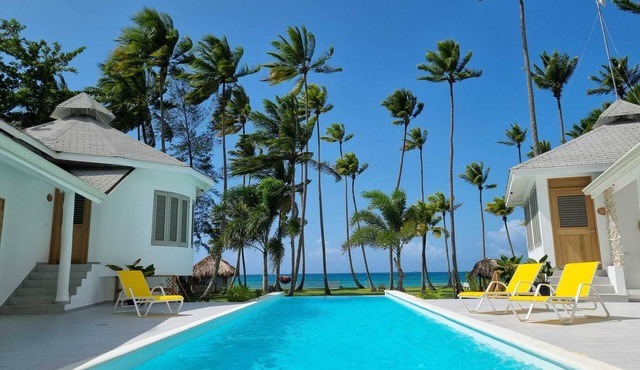 Villa Tabiki Beachfront at Playa Coson, Las Terrenas