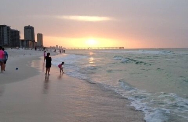 Gulf Front Getaway Great View of Pool & Beach From Balcony With Reserve Parking in Panama City Beach