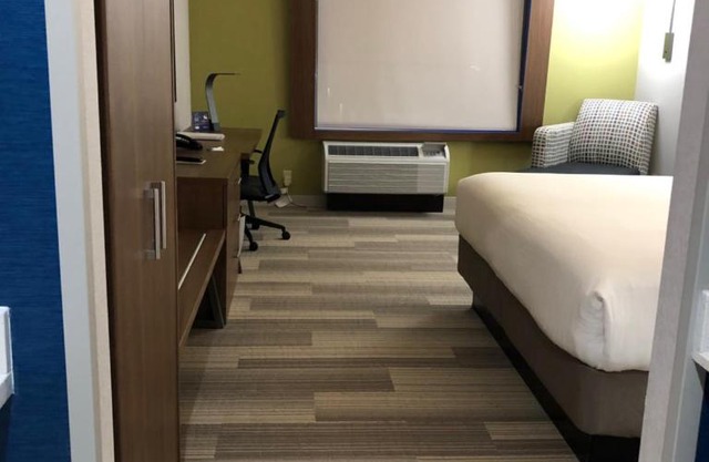 Holiday Inn Express Hotel Ihg 