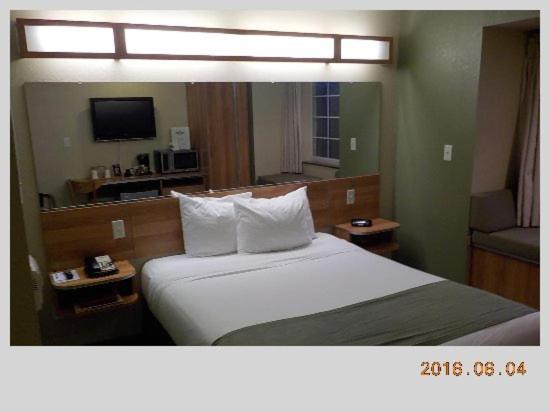 Microtel Inn 