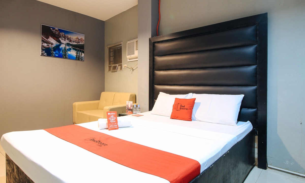 Sampaloc Hotel | RedDoorz @ P Florentino Street Sampaloc Manila